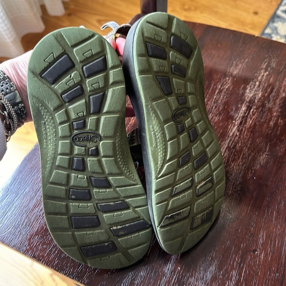 Youth Chaco sandals - Picture 4 of 4